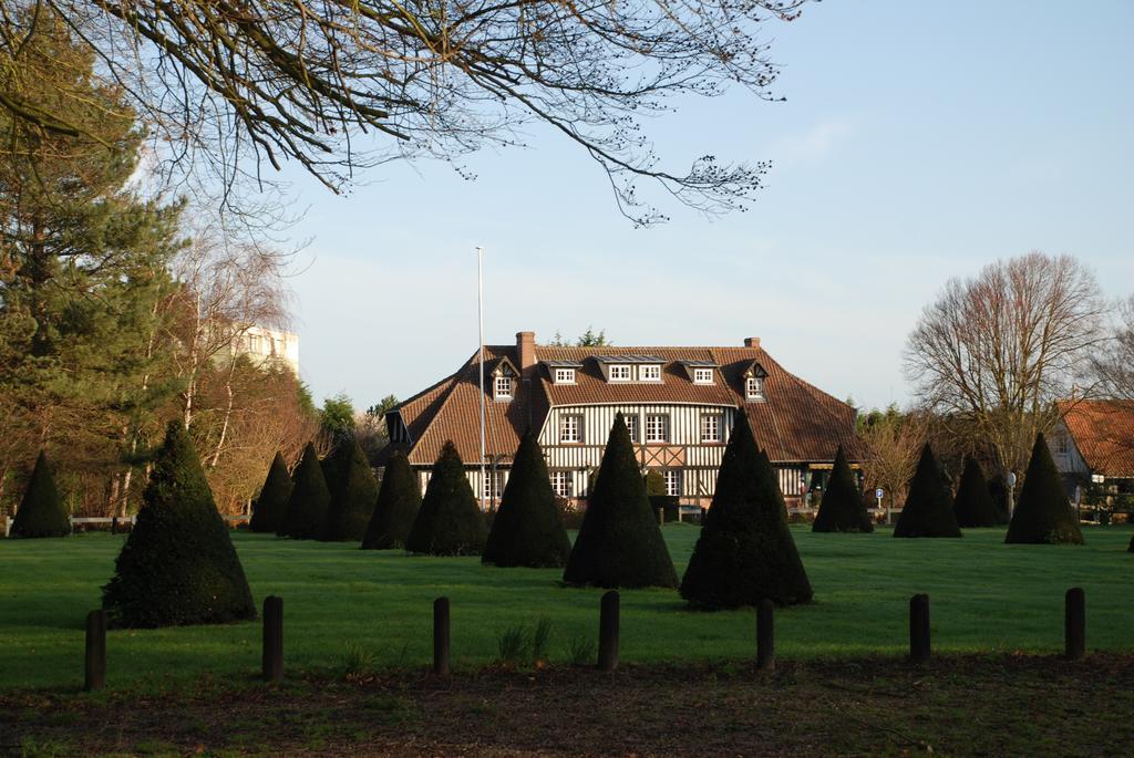 Golf Hotel Le Treport Exterior photo